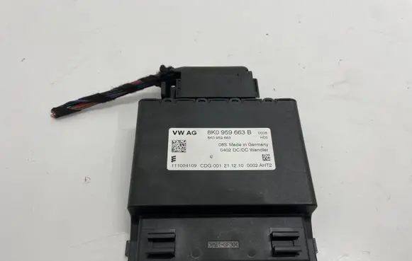 Audi A5 8T 8F Other control units/modules 8K0959633B