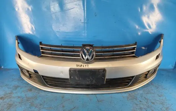 Volkswagen Eos Front bumper 1Q0807221