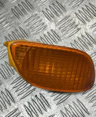 Front indicator light