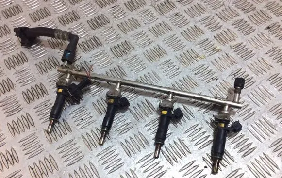 Opel Vectra C Fuel injectors set 55353806