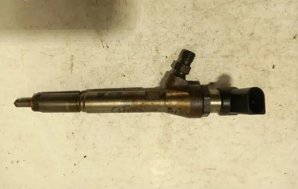 Renault Scenic II - Grand scenic II Fuel injector 8200380253 1660000Q1T 8200842205