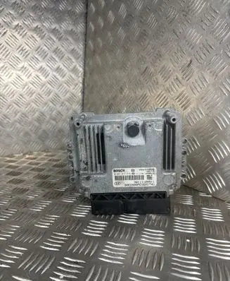 KIA Ceed Engine control unit/module 391112A511 0281017216 1039S53122