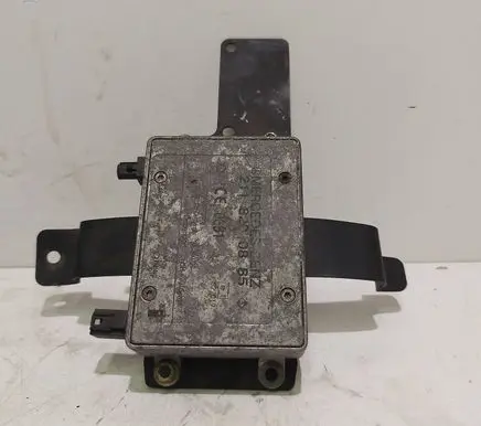 Mercedes-Benz E W211 Bluetooth antenna 2118200885