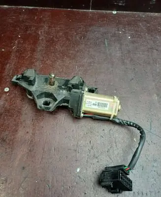 BMW 5 E60 E61 Tailgate/trunk/boot lift motor 7129931 07129931