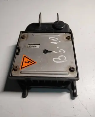 Volkswagen PASSAT B6 Headlight ballast module Xenon 89390030