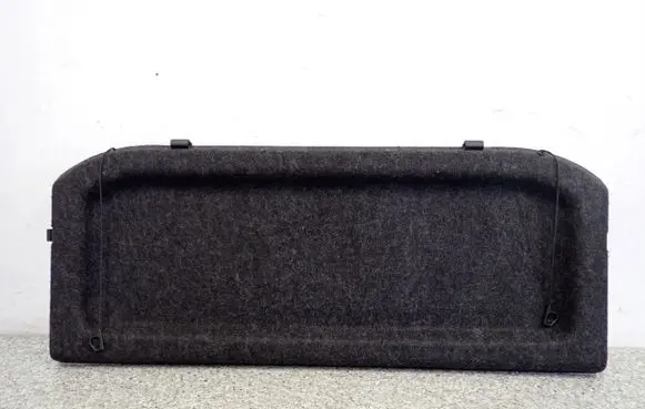 Parcel shelf