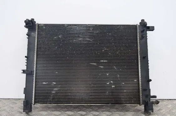 Dacia Sandero Coolant radiator 214107326R