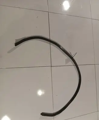 Audi A6 S6 C5 4B Engine compartment rubber
