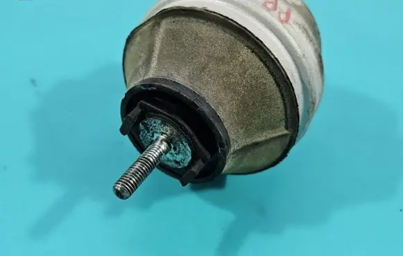 Audi A4 S4 B5 8D Engine mount vacuum valve IMPRK1410077
