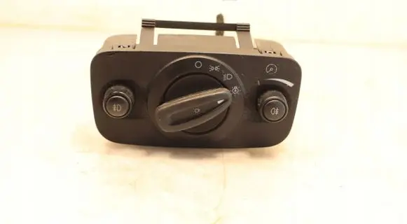 Ford C-MAX II Light switch