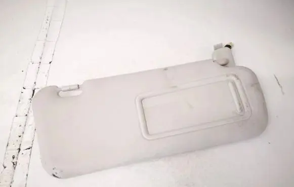 Sun visor
