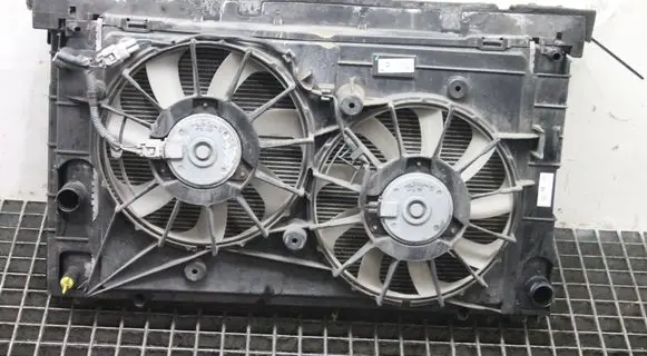 Toyota Auris E180 Radiator set 160400T490