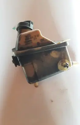Audi A8 S8 D3 4E Power steering fluid tank/reservoir 4E0422373P