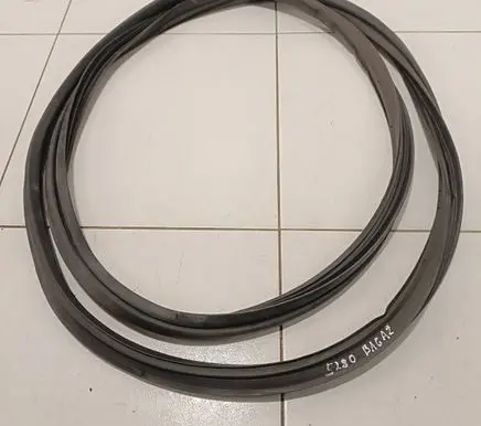 Hyundai Santa Fe Trunk rubber seal (body) Nocode