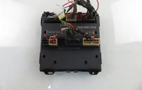 Skoda Fabia Mk1 (6Y) Central body control module 5WK48213A 6Q2937049