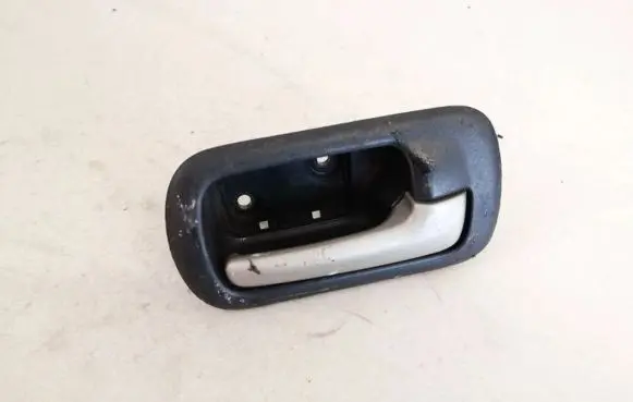 Rear door interior handle