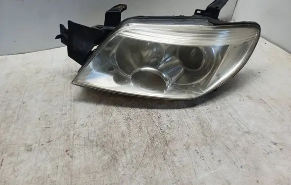Mitsubishi Outlander Headlight/headlamp