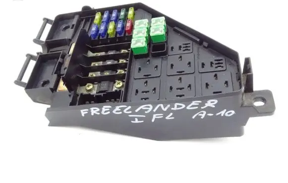 Land Rover Freelander Fuse box set YQE000370