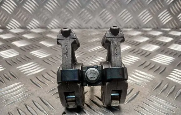 Renault Espace - Grand espace IV Valve rocker arm 8200007915