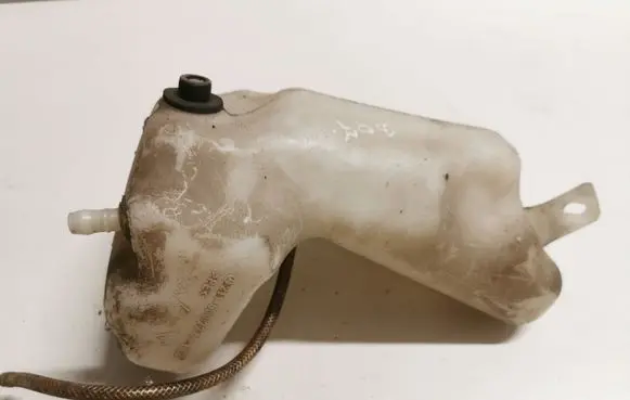 Mercedes-Benz E W211 Windshield washer fluid reservoir/tank 2118602260