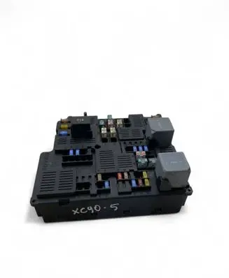 Volvo XC90 Fuse module 31473770