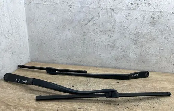 BMW 5 F10 F11 Windshield/front glass wiper blade 61617182459