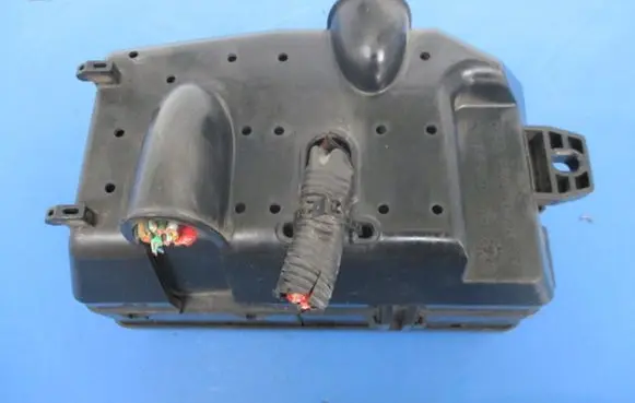 Ford Mondeo Mk III Fuse box set