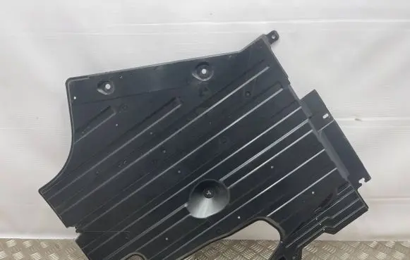 Ford Focus Fuel tank bottom protection JX6B9D183BB