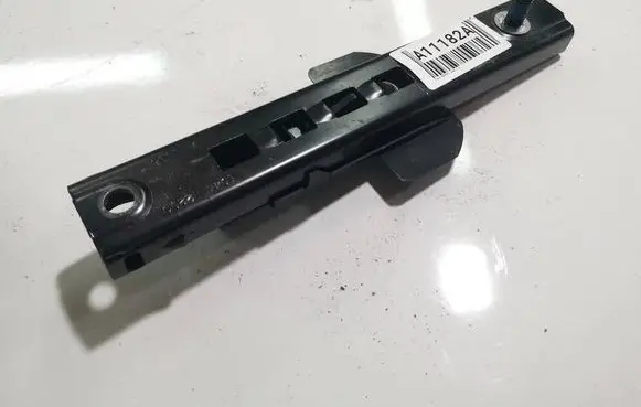 Ford Mondeo MK IV Seat belt adjustment rail 