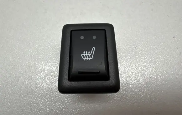 Chrysler Pacifica Seat heating switch 5SC04TRMAA