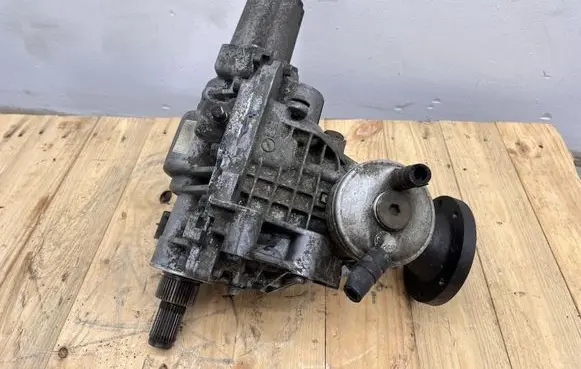 Mazda CX-7 Gearbox transfer box case 