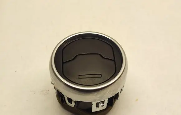 Ford Mustang VI Dashboard air vent grill cover trim FR3B19C682A