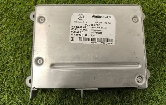 Mercedes-Benz E W211 Bluetooth control unit module A2118701885 DM60396509 UH06M01FC