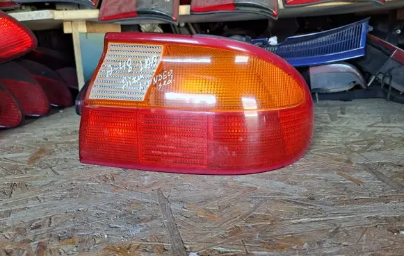 Ford Mondeo MK I Rear/tail lights 93BG13A602AA 93BG13N004AA