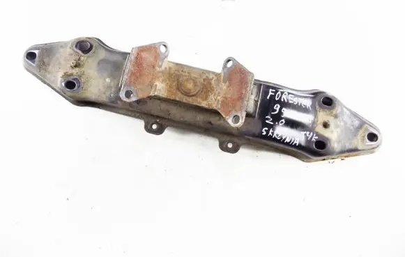 Subaru Forester SF Gearbox mounting bracket