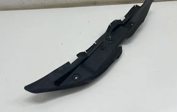 Mercedes-Benz EQE v295 Fender end trim A2958890000