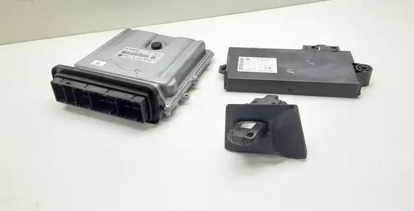 BMW 3 E90 E91 Engine ECU kit and lock set 8510829 0281017024 9237047
