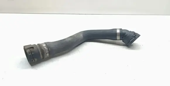 BMW 5 E60 E61 Engine coolant pipe/hose 7768762