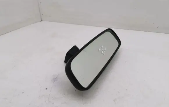 Mitsubishi Outlander Rear view mirror (interior)