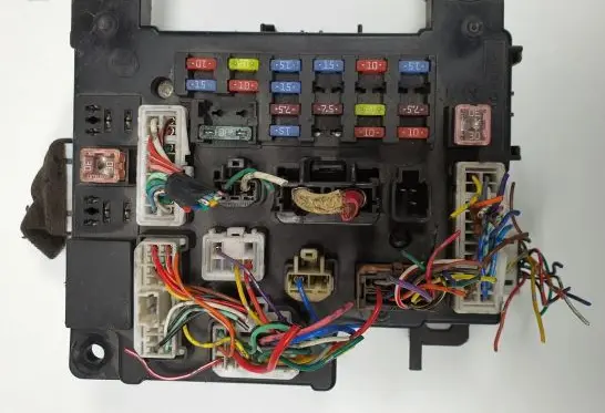 Mitsubishi Lancer VIII Fuse box set 8637A826