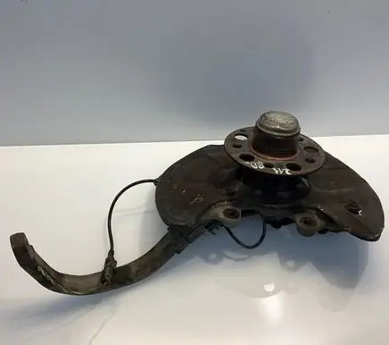 Mercedes-Benz E W211 Front wheel hub