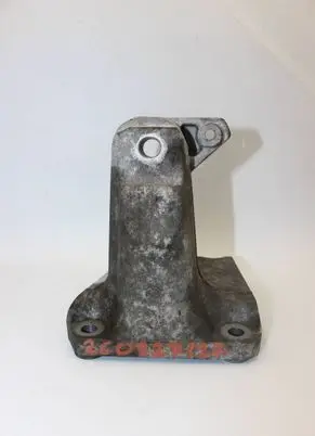 BMW 3 F30 F35 F31 Engine mounting bracket 6788612 18129010