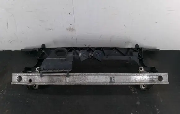 Renault Clio III Radiator support slam panel 8200290143-K