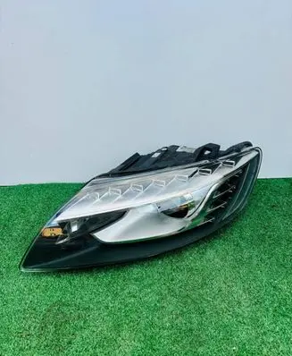 Audi Q7 4L Headlight/headlamp 89321251 4L0941003AD