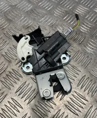 Audi A4 S4 B8 8K Tailgate/trunk/boot lock/catch/latch 4F5827505D