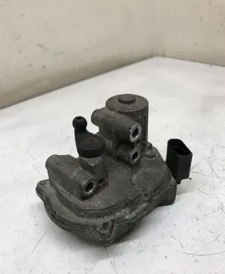 Audi A6 S6 C6 4F Intake manifold valve actuator/motor 