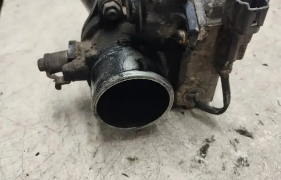 Toyota Corolla Verso AR10 Throttle valve