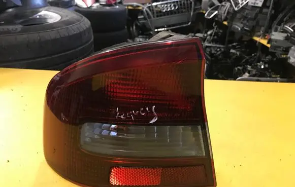 Subaru Legacy Rear/tail lights