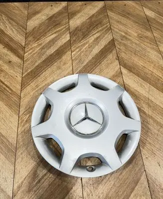 Mercedes-Benz E W211 R16 wheel hub/cap/trim 2034001025