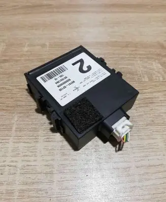 Toyota Auris 150 Door control unit/module 8974102130